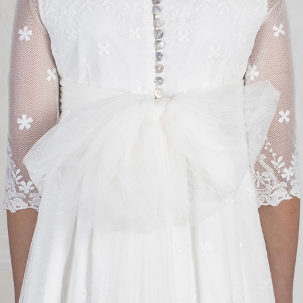 LAZADA TUL MARFIL DOBLE (Álbum)